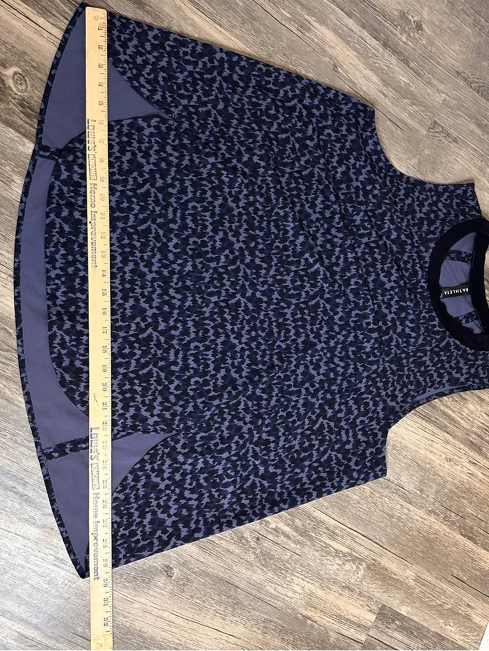 Athleta Navy and Dark Blue Printed Athletic Tank size XL - Picture 3 of 13